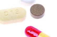 8月11号，，公司员工起劲加入2011年度献血