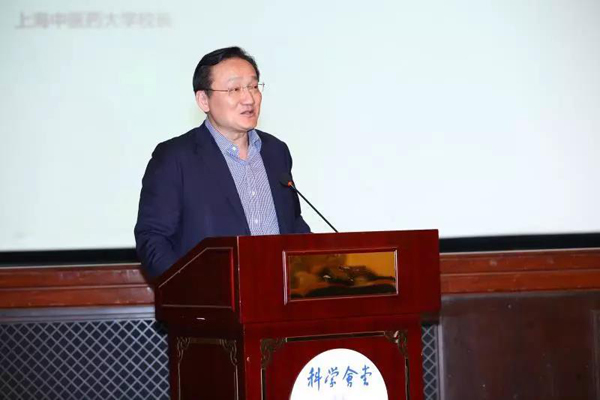 总会副会长、医务分会会长徐建光